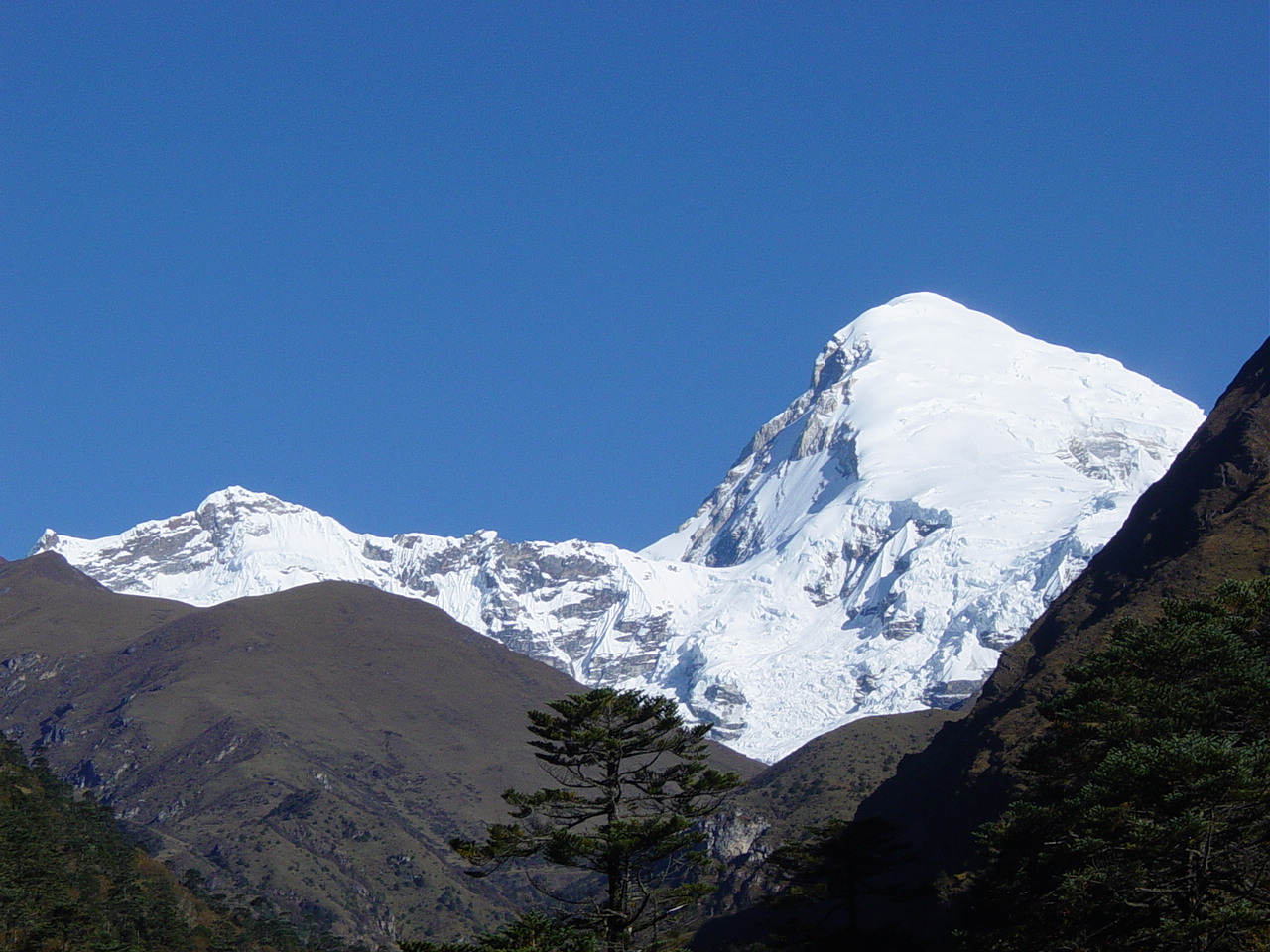 An Experience of Druk Path Trek – 14 Days